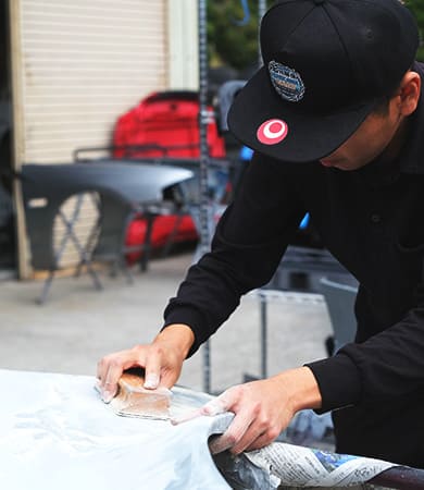 沖縄市・うるま市の鈑金塗装・へこみ修理ならONBASEへ